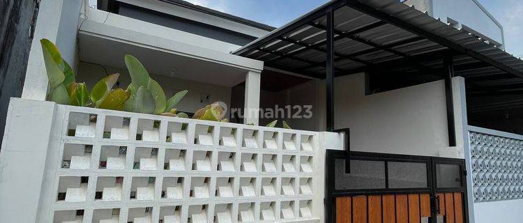 Rumah Modern Minimalis Dekat Kota Bandung 1