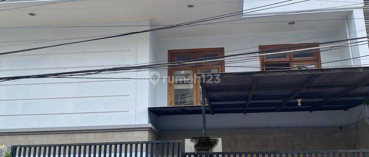Rumah Terenovasi Harga di bawah pasaran  Green Ville, Jakarta Barat 1