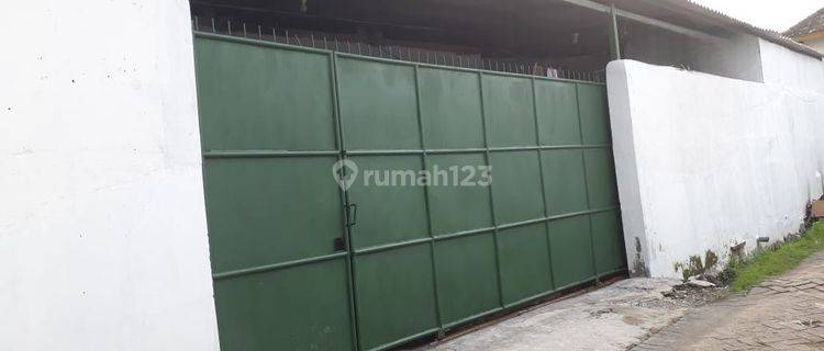 Rumah kost simo tambaan masih aktif dekat tol banyu urip 1