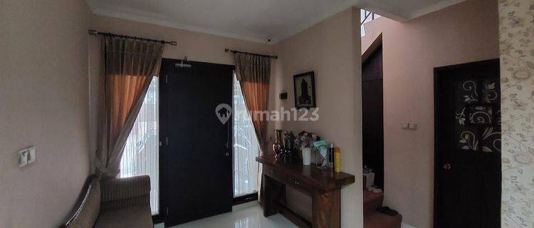 Dijual Rumah Modern Minimalis Harga Murah Depan Taman Lokasi Strategis  1