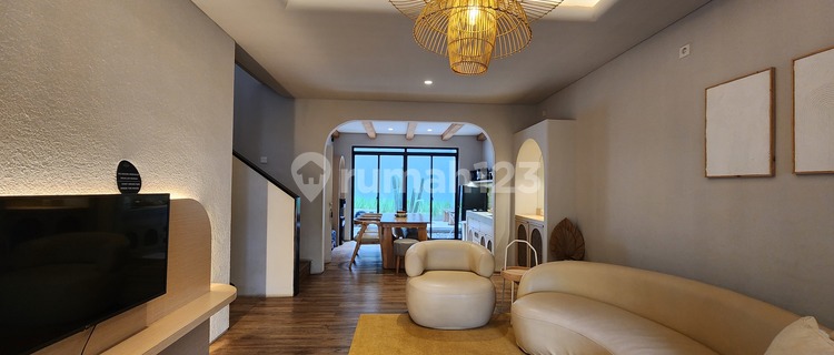 Fully Furnished House in Kota Baru Parahyangan Bandung 1