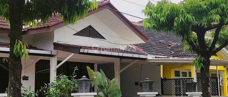 Disewakan Rumah Cantik Nyaman 325m² Di Kemang Pratama 1 Bekasi 1