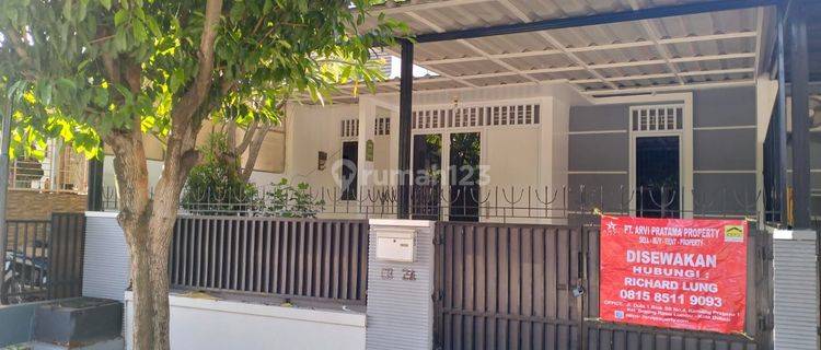 Disewakan Rumah Semi Furnished 105m² Di Kemang Pratama Bekasi  1