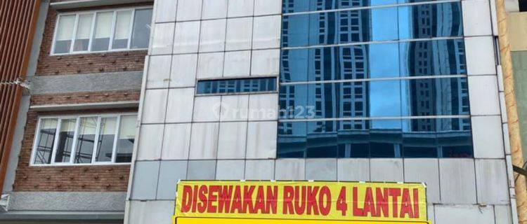 Disewakan 2 Ruko 4 Lantai 800 M² Di Kawasan Mm2100 Cikarang  1