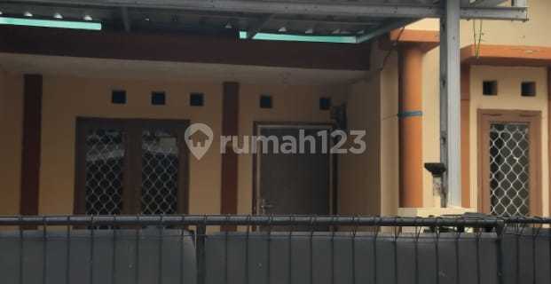 Ready-to-Occupy House in Taman Harapan Baru Bekasi 1