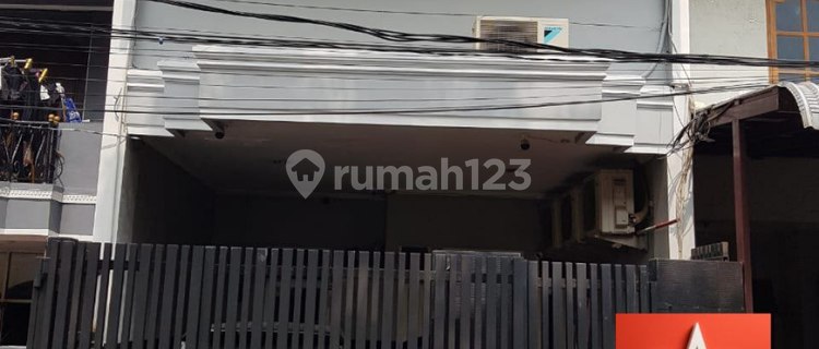 2-Story Semi-Furnished House Plot DKI Pondok Kelapa East Jakarta 1