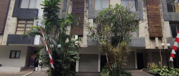 Dijual Rumah Modern Full Furnished Di Galeri Ciumbuleuit Bandung 1