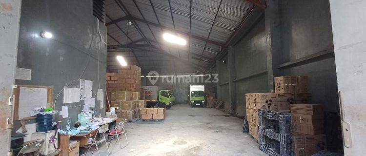 Gudang Tepi Jalan Utama Siap Pakai Cck Untuk Furnitur Dll Dekat Kekota Jogja 1