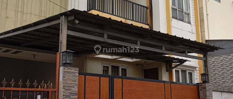 Dijual Rumah 2 Lantai Di Jatiwaringin Bekasi 1