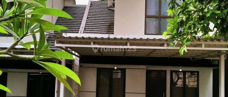 Rumah Sewa Semi Furnished, 15 Menit ke Stasiun KRL Rawa Buntu 1