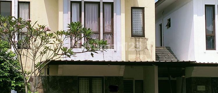 Rumah Semi Furnished Kamar Tidur 3+1 di Avani BSD 1
