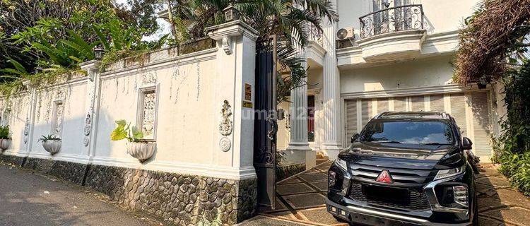 Rumah mewah area jagakarsa siap huni semi furnished  1