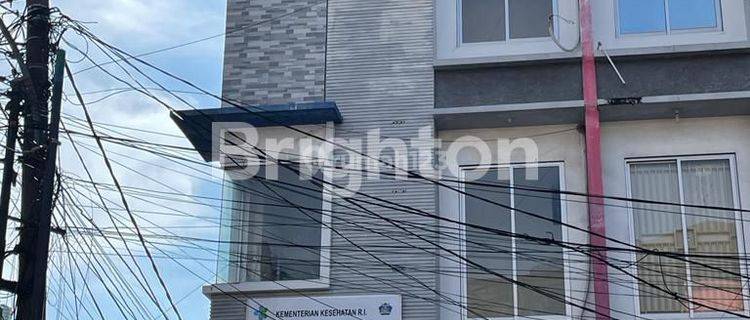 RUKO  HOEK  PLUIT  MUARA KARANG 1