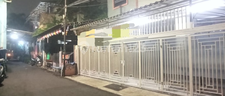 For Sale Active Boarding House in Matraman, Central Jakarta. 1