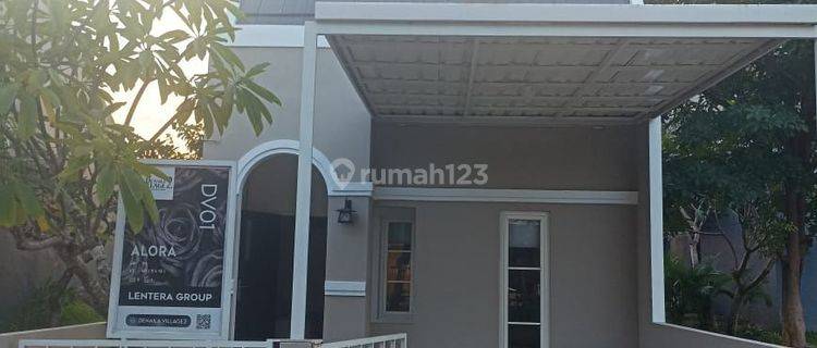 Rumah Minimalis Modern UTJ 5 Jt saja Bebas Semua Biaya" lingkungan sudah Terbentuk dan Strategis 1