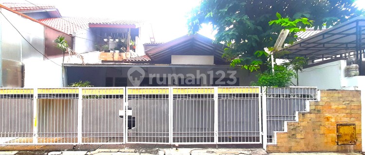Rumah. Grogol Roxy. 1.5 Lantai. 10X19. Jalan 2 Mobil. Siap Huni 1