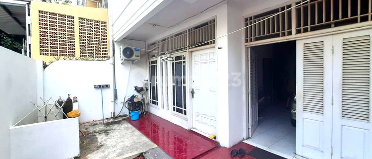 Tanjung Duren House. 2.5 Floors. 7X15. 3-Car Wide Street. Ready to Occupy. 1
