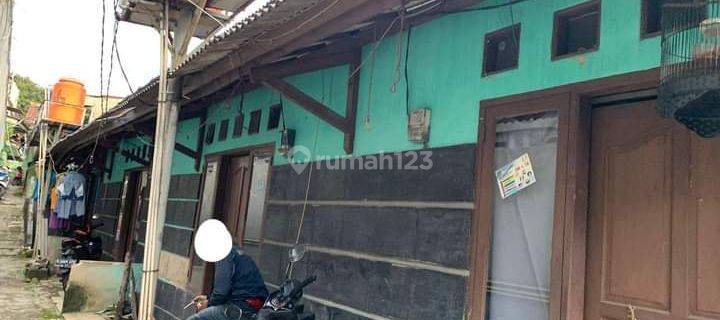 Kontrakan 12 Pintu Bawah Njop SHM Beji Timur Tol Jagorawi, Depok 1