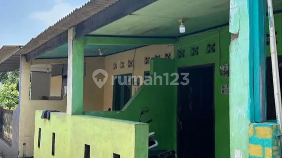 Two-door rental unit with SHM, Mandor Basar, Rangkapanjaya, Pancoran Mas, Depok. 1