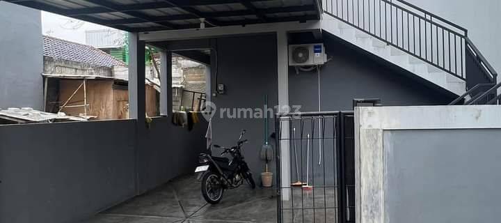 6 Pintu Tanah 105 Kodau Jatiwarna Square Pondok Melati, Bekasi 1