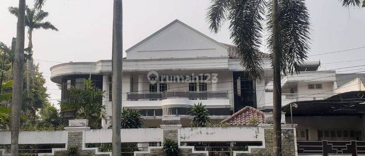 Rumah Mewah di Pondok Indah Harga Mendekati Njop. Nego  1