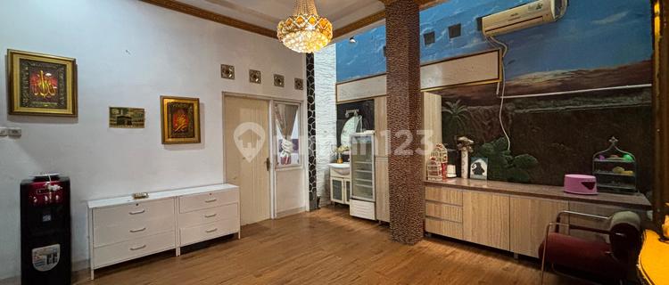 For Rent: 2-Story House in Grand Wisata with 4 Bedrooms, Ready to Move In, Fully Furnished, Direct Access to Tambun Toll Road, 1.4KM From Living World Mall Grand Wisata Bekasi. 1