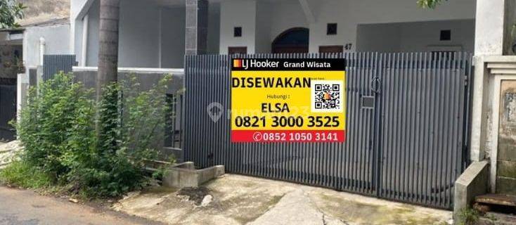 Disewa Rumah 2,5 Lantai Luas 250m2. 5 Kamar Tidur Siap Huni, Bisa Dijadikan Kantor, Antapani Bandung 1