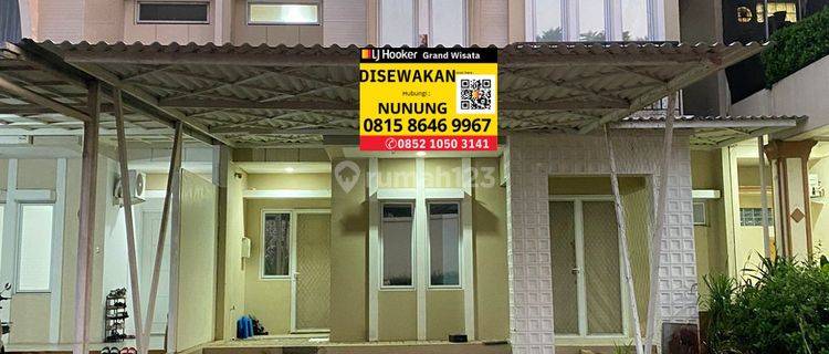 Disewakan Rumah Grand Wisata Siap Huni 2 Lantai Kamar 4+1 Fasilitas Kolam Renang, Lapangan Olahraga, Club House, 550 Meter Dari Mall Living World, Akses Langsung Tol Tambun Grand Wisata Bekasi 1