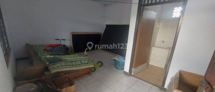  Rumah Semi Furnished Bagus SHM - Sertifikat Hak Milik di Jatiwaringin 1