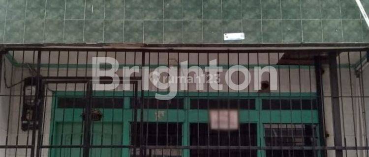 RUMAH 2 LANTAI SIAP HUNI JAKART PUSAT 1