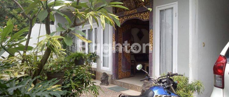 cepat rumah siap huni semi furnished Dukuh Zamrud Kota Legenda Bekasi Timur 1