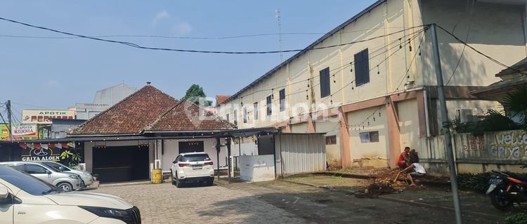 RUANG USAHA COCOK UNTUK RUMAH MAKAN LUAS NYAMAN DI DEPAN ALUN - ALUN KOTA SERANG 1