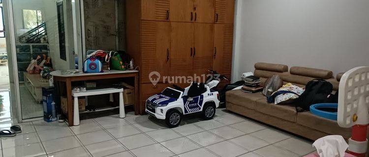 Ruko 3.5 lantai, Tiang Bendera, bagus, cocok untuk kantor dan hunian 1
