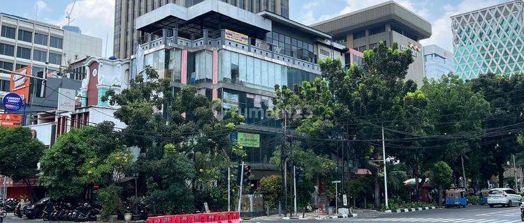 Jual Cepat Gedung Perkantoran Di Jalan Kebon Sirih, 5 Lantai Dan Siap Pakai 1