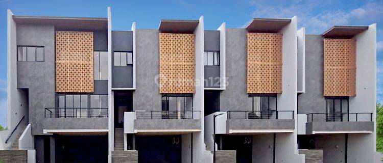 Luxe Court Permata Hijau 1
