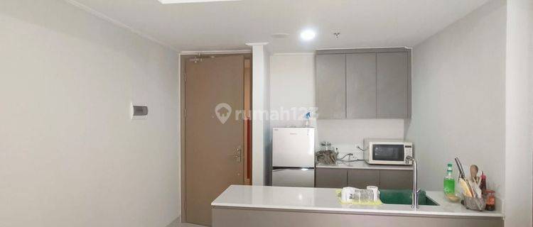 Disewakan Apartemen Gold Coast Pantai Indah Kapuk, View Kolam Dan Laut 1