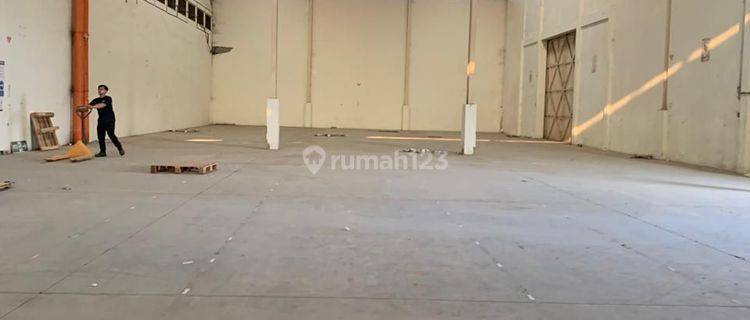 Disewakan Gudang Siap Pakai Di Harapan Jaya Bekas 1