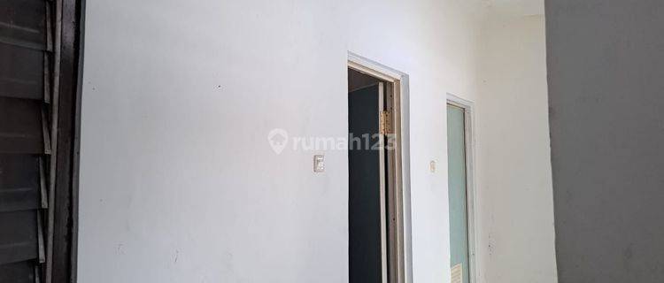 Rumah Murah Butuh Cepat!!

dijual Rumah Lama Di Bawah Njop,  1