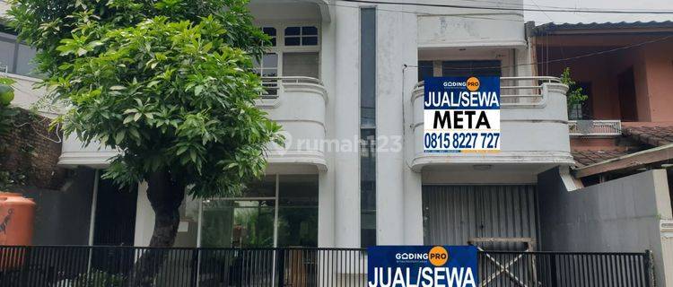 Rumah 2 Lantai Unfurnished SHM di Jalan Kelapa Hijau Vi, Jakarta Utara 1