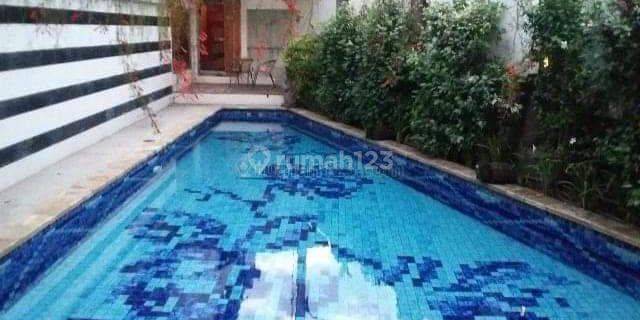 For Sale 2 Floor Villa Imam Bonjol Bali 1