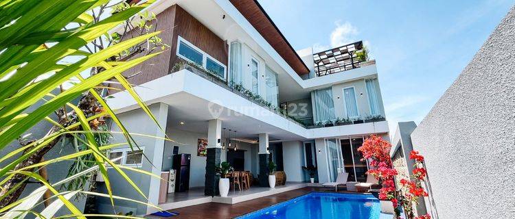 Dijual Villa Baru Modern Ungasan Bali 1