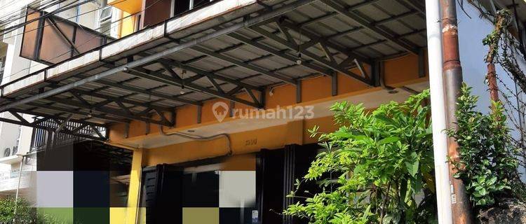 Ruko Gandeng hadap Timur,strategis, seberang sekolah Regina Pacis Bogor 1