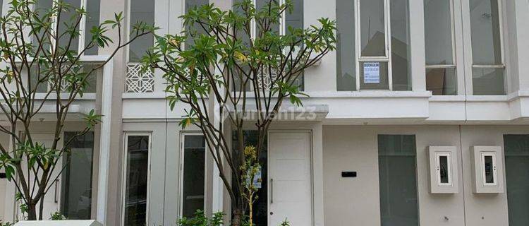 Rumah Premium Disewakan Surabaya Barat 38jt/Tahun Nego Alus 1