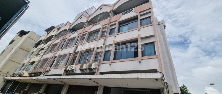 Well-Maintained Gadeng 3 Mitra Bahari Shophouse Ready to Move In. 1