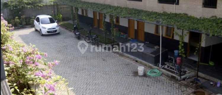 Kos House in Bulu Lontar with SHM 1