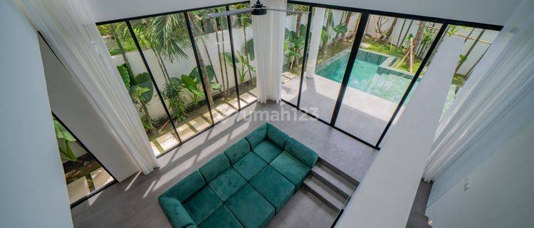 3 Bedrooms Luxury Villa 50 Meters from The Beach- Seseh 1