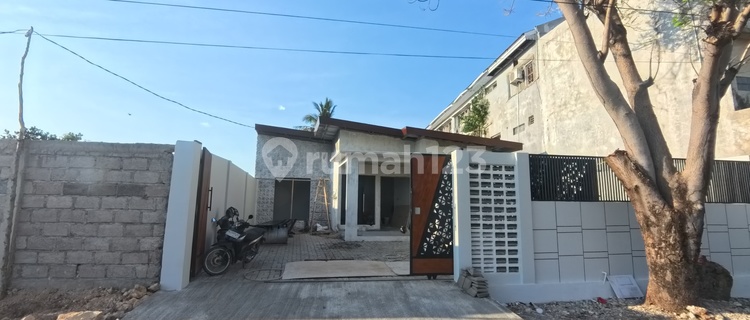 DI JUAL RUMAH MEWAH TAPI MURAH LOKASI STRATEGIS AREA PERKOTAAN PUSAT KOTA WALIKOTA KOTA KUPANG NTT 1