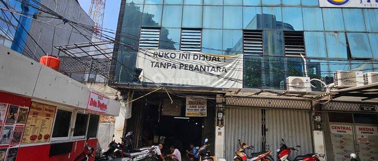 Dijual Ruko di Salemba Tengah, lokasi strategis, cocok untuk perkantoran dan usaha. 1