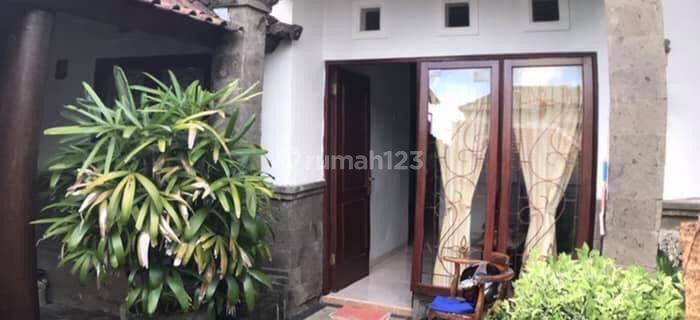 (J61) RUMAH STRATEGIS DEKAT KAMPUS DAN SANUR 1