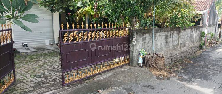 (J47) RUMAH STRATEGIS JALAN AKASIA DEKAT UNIVERSITAS WARMADEWA  1